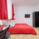 hostelswidnicka24